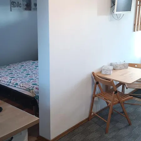 Apartment 1 *
